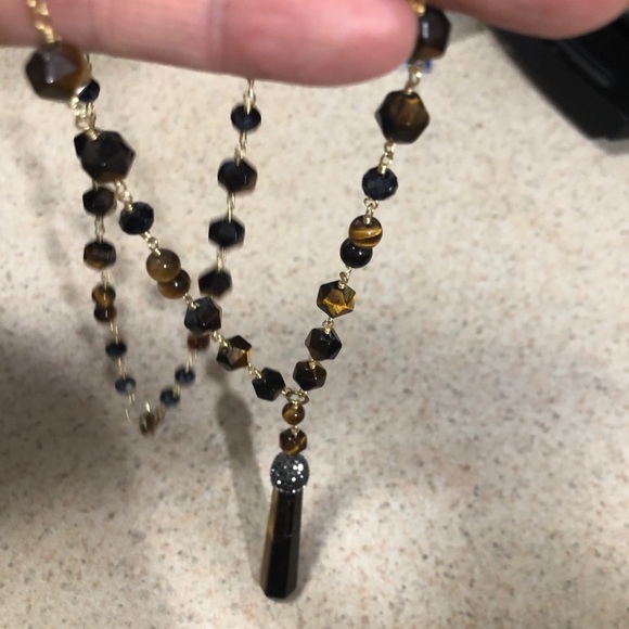 Tigers eye type stone beaded necklace. - Picture 2 of 4